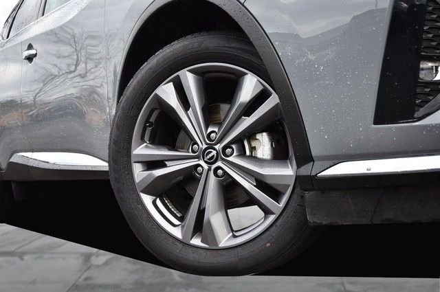 Certified 2024 Nissan Murano Platinum w/ Cargo Package image 3