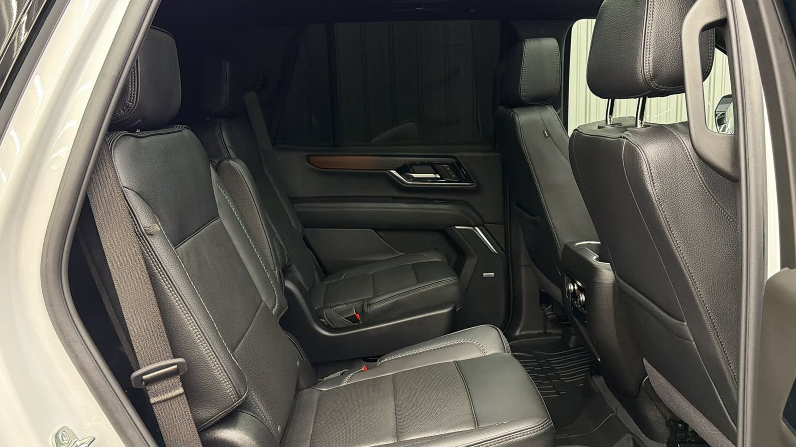 Used 2026 GMC Yukon Denali w/ Sun & Power Step Package AWD/4WD image 34