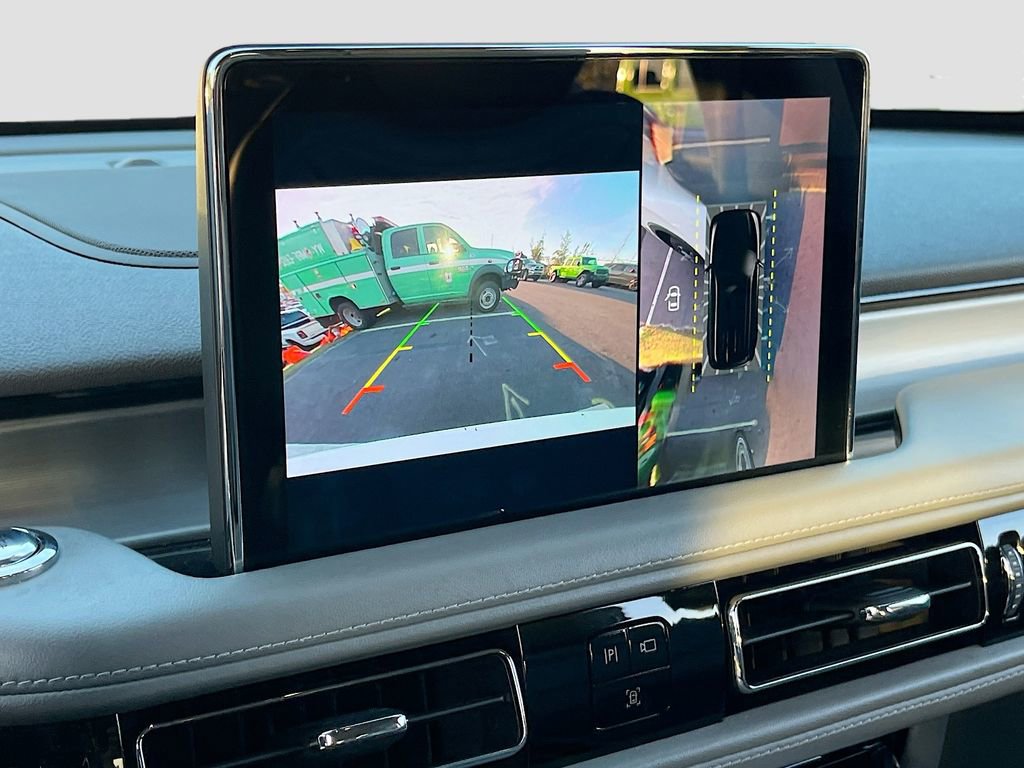 Used 2020 Lincoln Aviator Reserve w/ Equipment Group 202A image 14