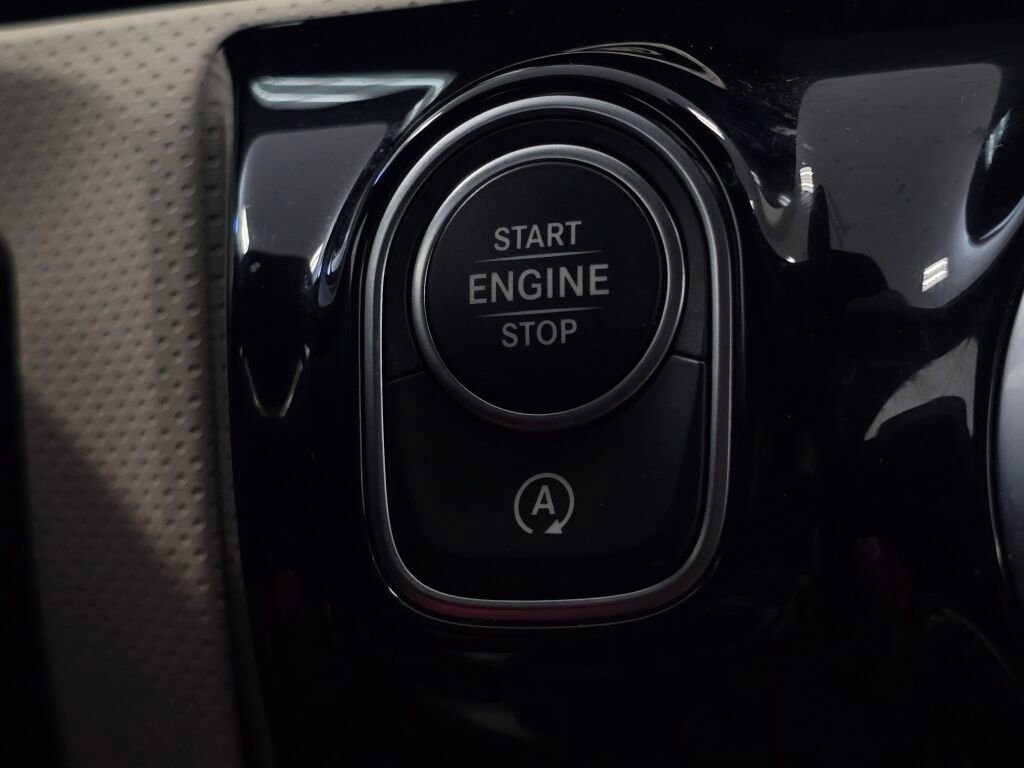 Used 2025 Mercedes-Benz CLA 250 CLA 250 image 37