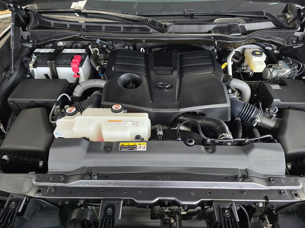 Used 2024 Toyota Tundra SR5 w/ SR5 Convenience Package image 9