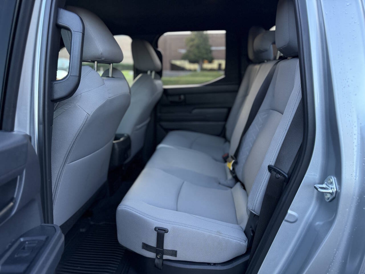 Used 2025 Toyota Tacoma SR5 AWD/4WD image 19