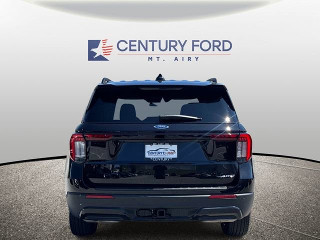 Used 2026 Ford Explorer ST-Line image 3