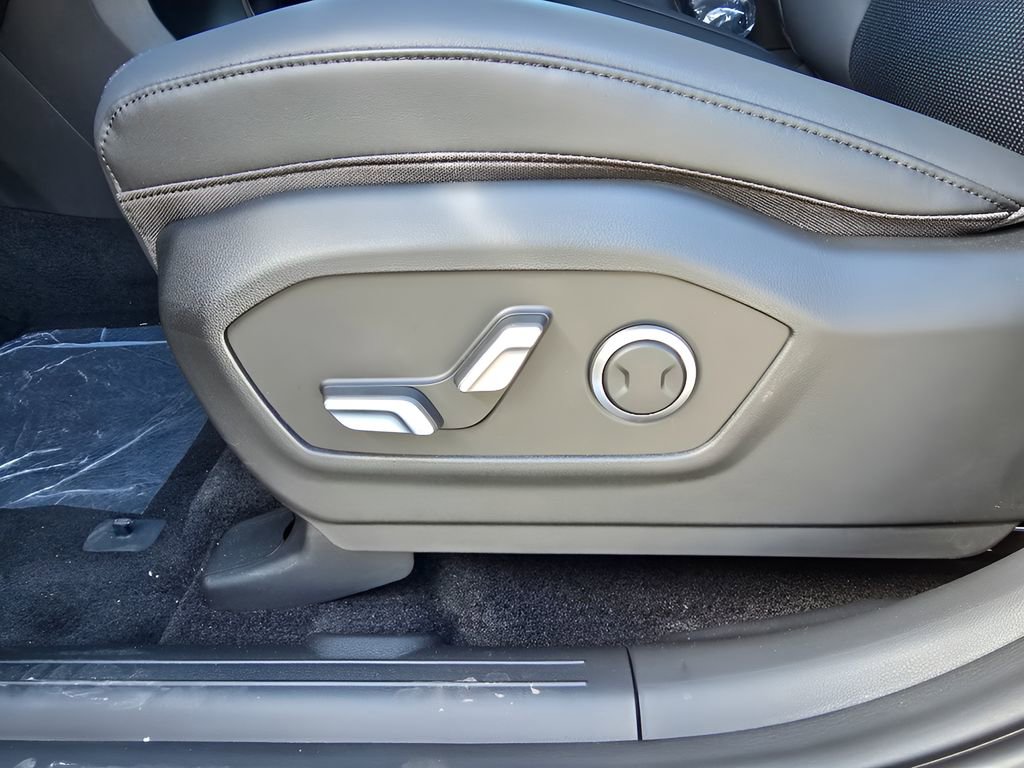 New 2026 Hyundai Santa Fe SEL image 16