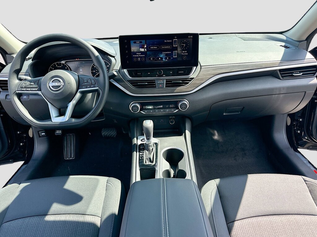 New 2025 Nissan Altima 2.5 SV w/ SV Special Edition Package image 3