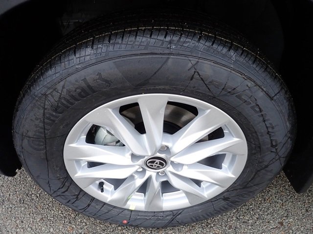 New 2026 Toyota Corolla Cross LE image 10