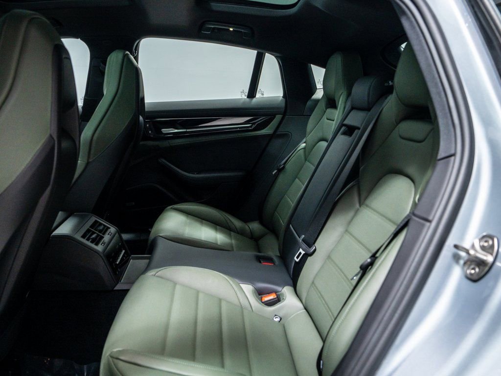 New 2026 Porsche Panamera 4 image 27