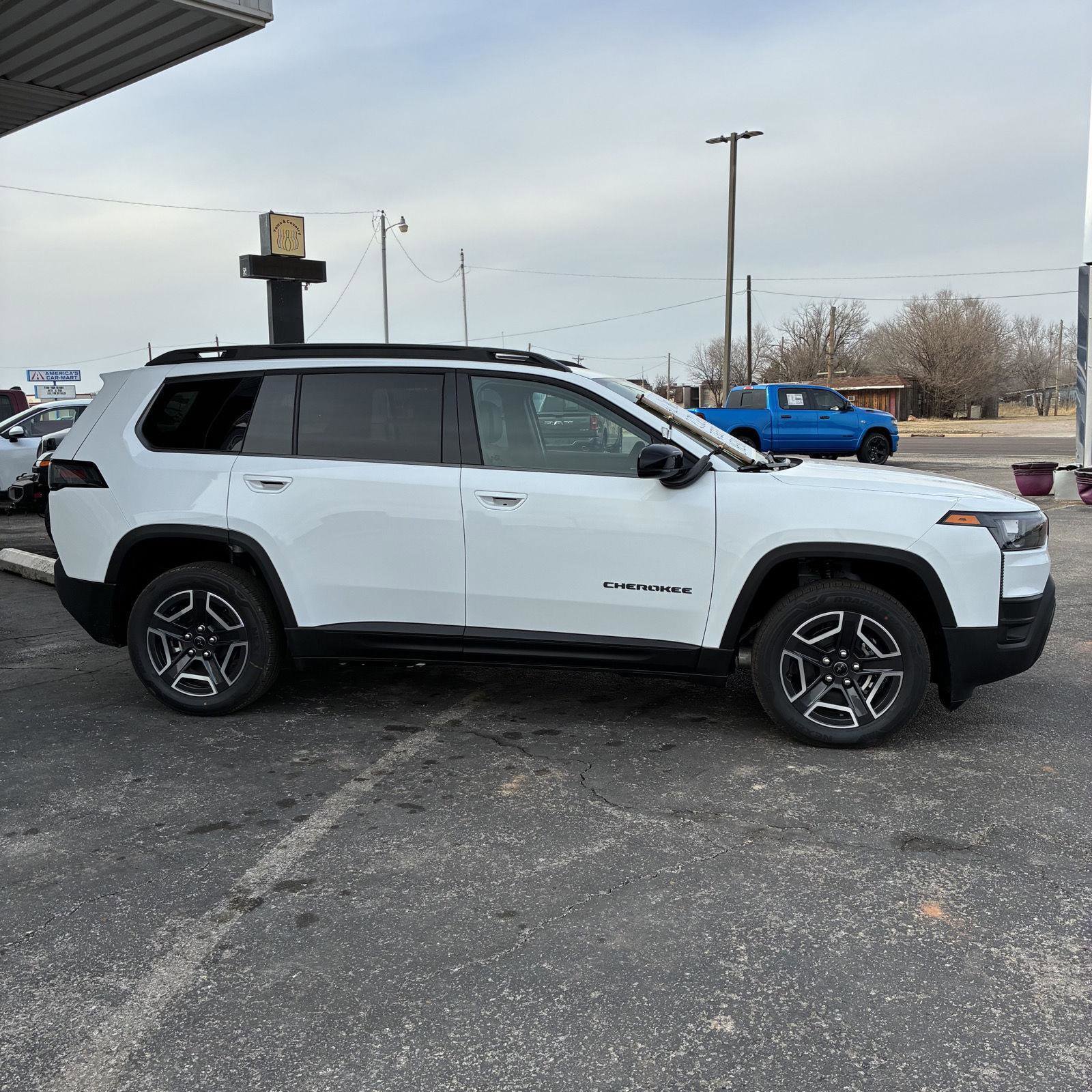 New 2026 Jeep Cherokee Limited image 4