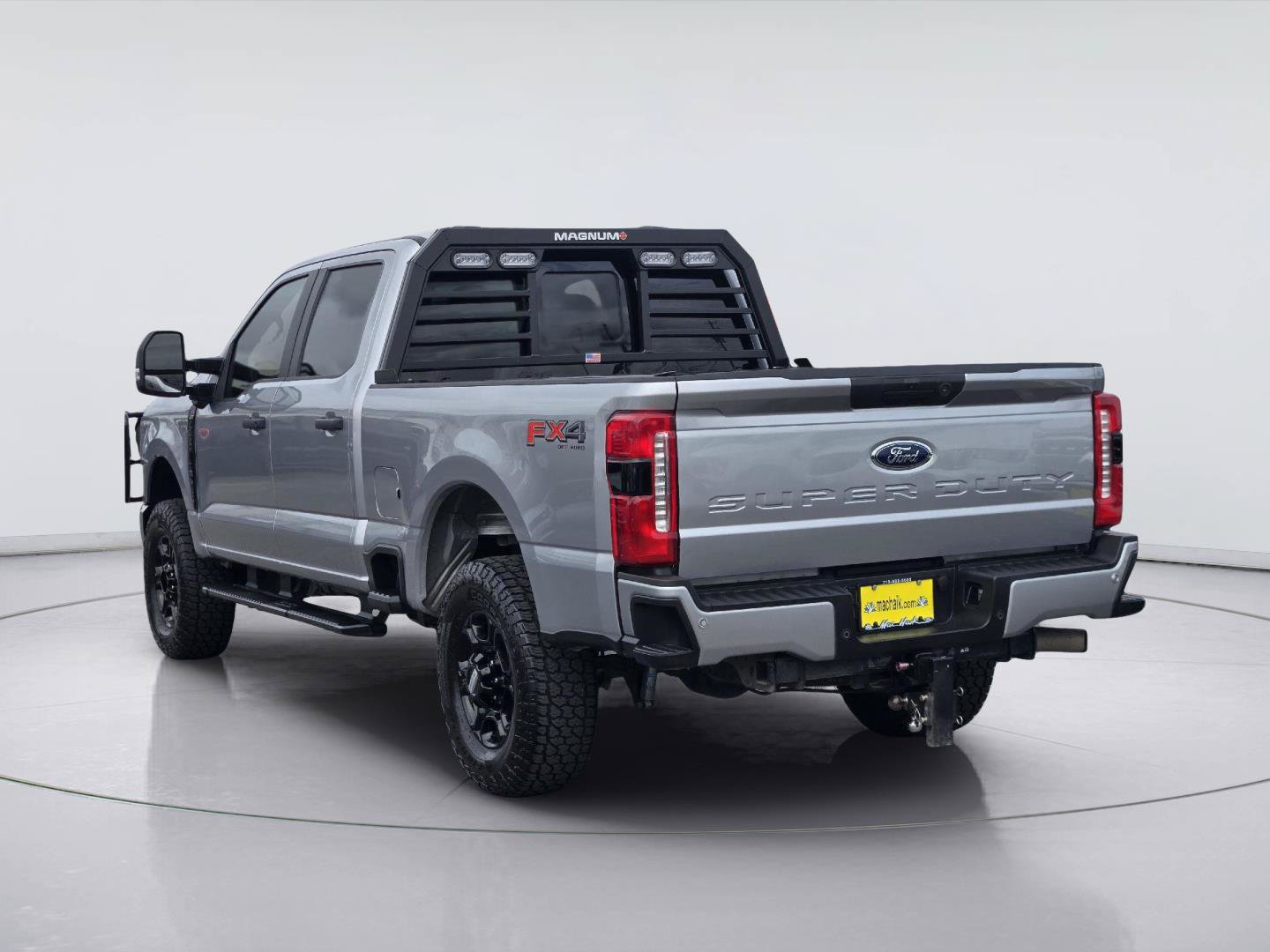 Used 2024 Ford F250 XL w/ STX Appearance Package AWD/4WD image 6
