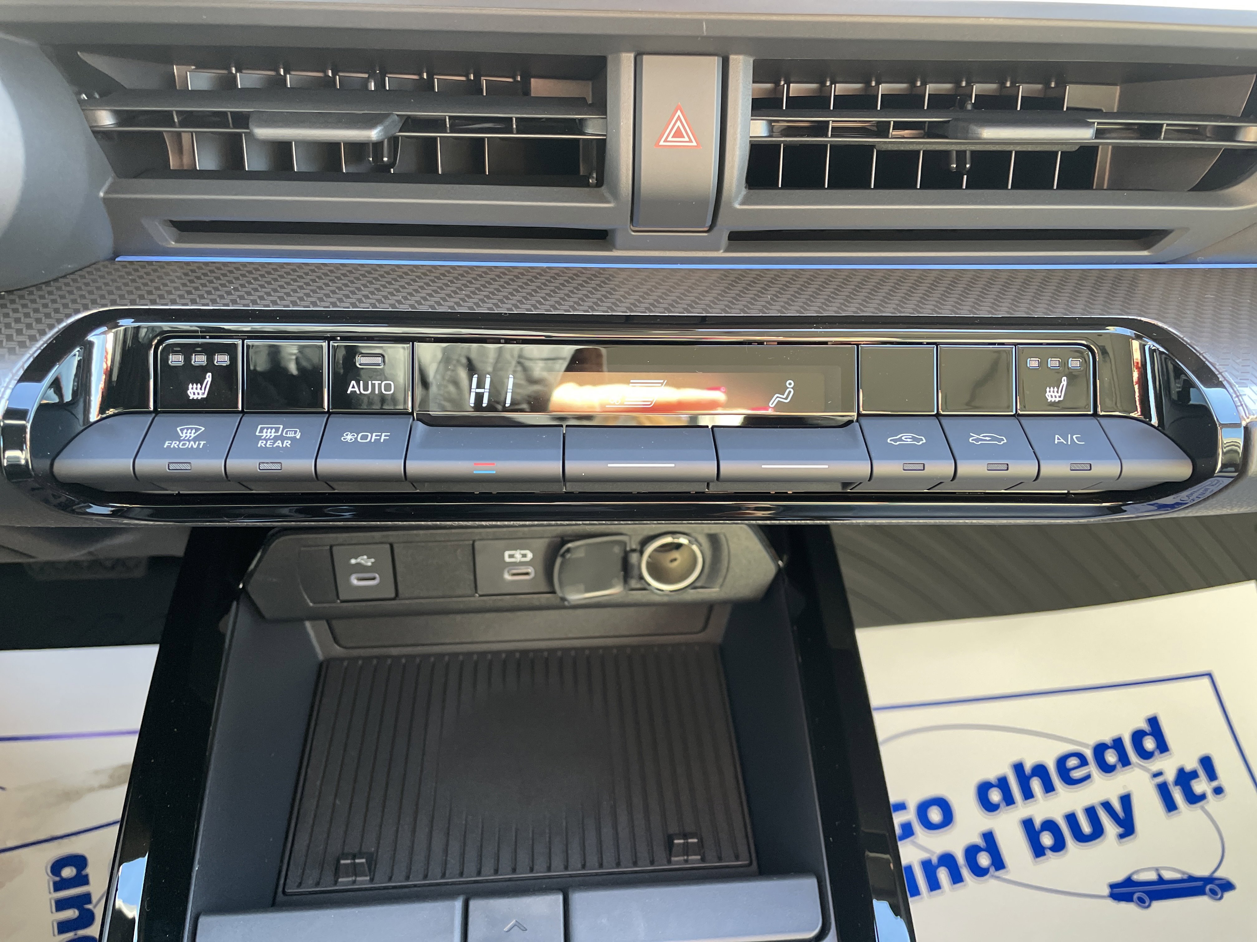 New 2026 Toyota Prius XLE image 15