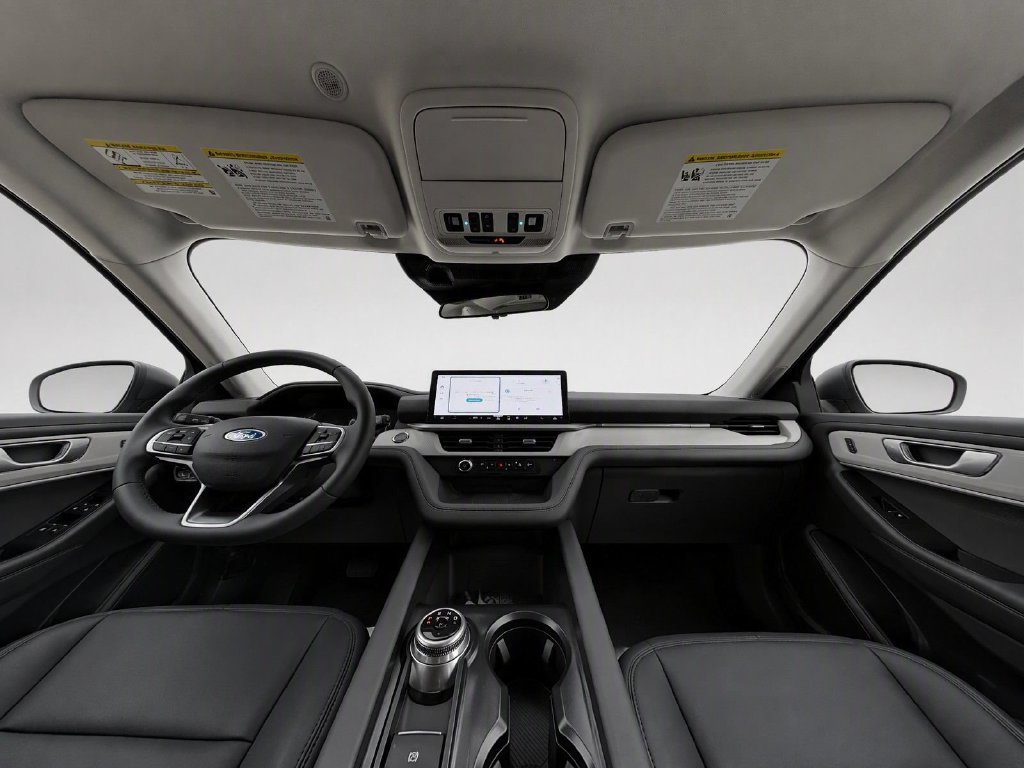 New 2026 Ford Explorer Active w/ Active Comfort Package AWD/4WD image 13