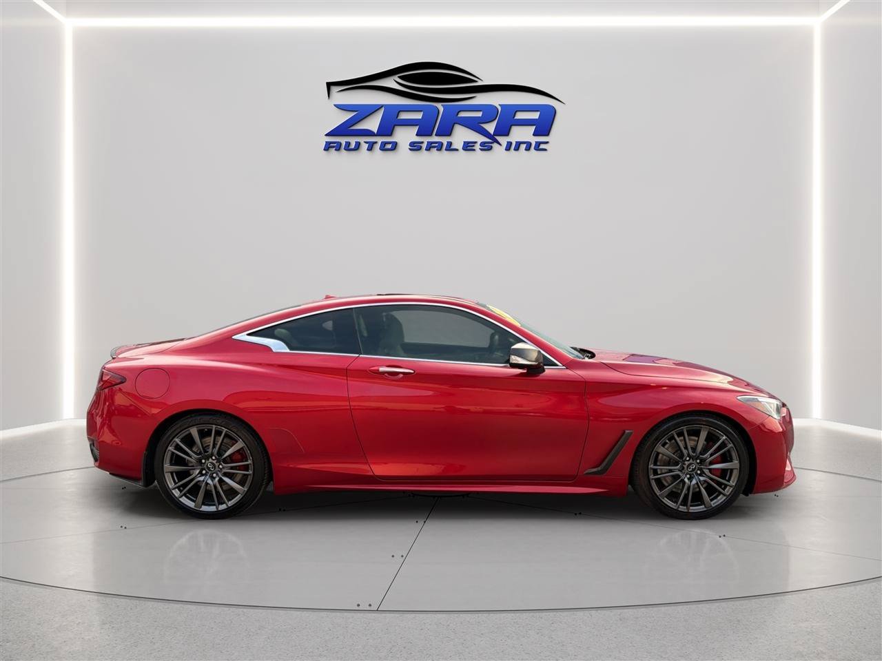 Used 2017 INFINITI Q60 Red Sport 400 RWD image 8