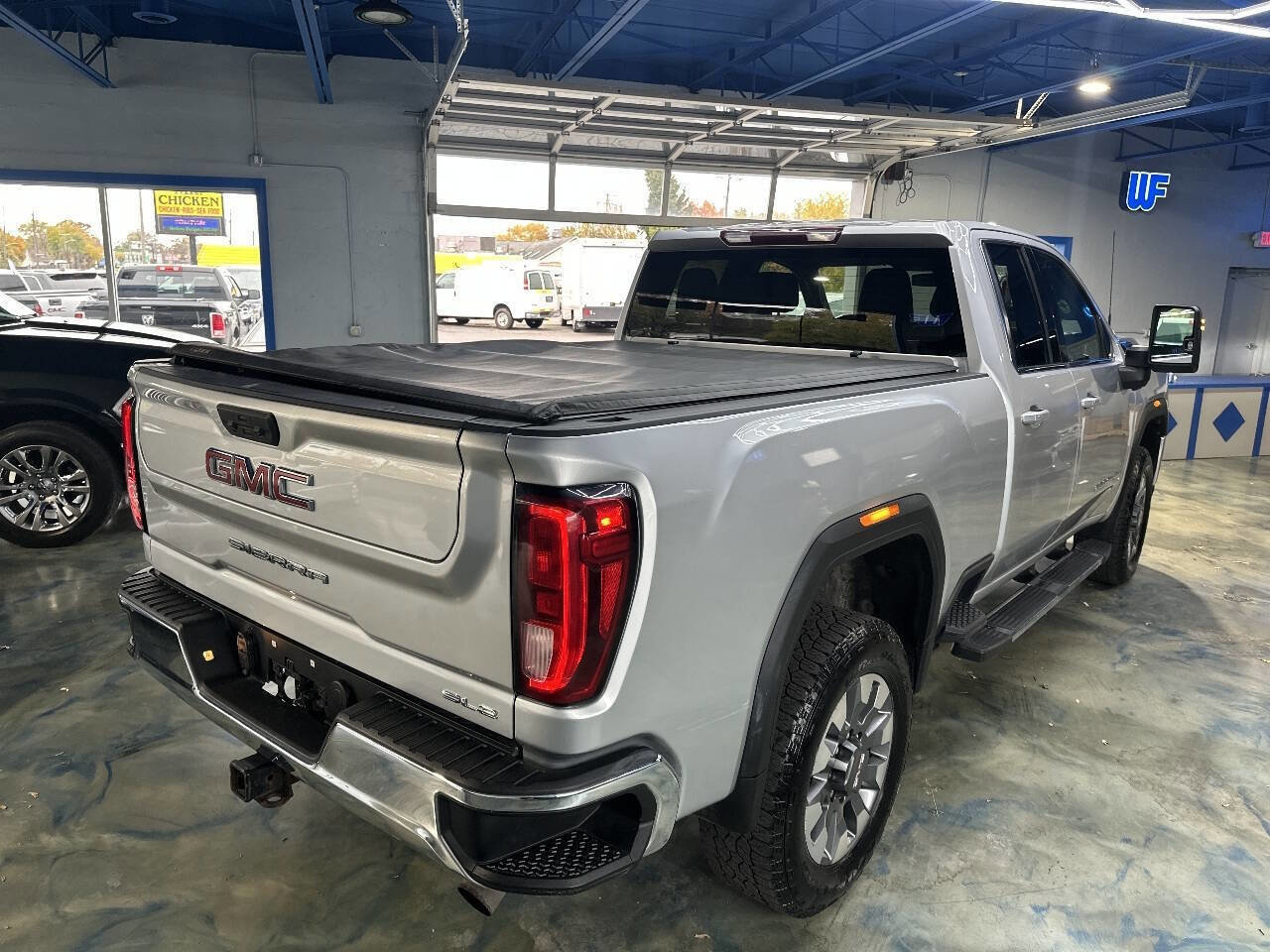 Used 2021 GMC Sierra 2500 SLE w/ SLE Value Package; image 11