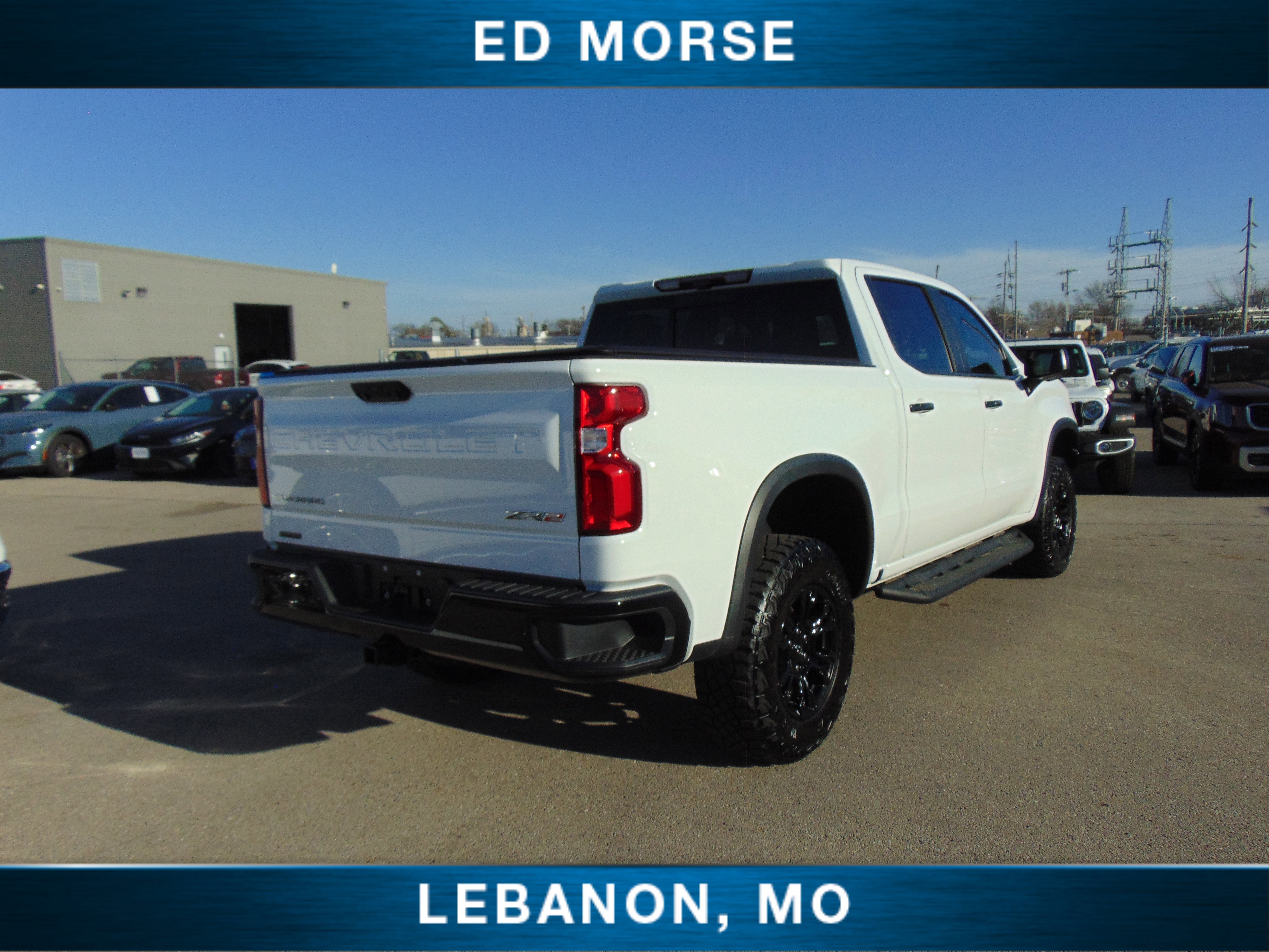 Used 2022 Chevrolet Silverado 1500 ZR2 w/ Technology Package image 6