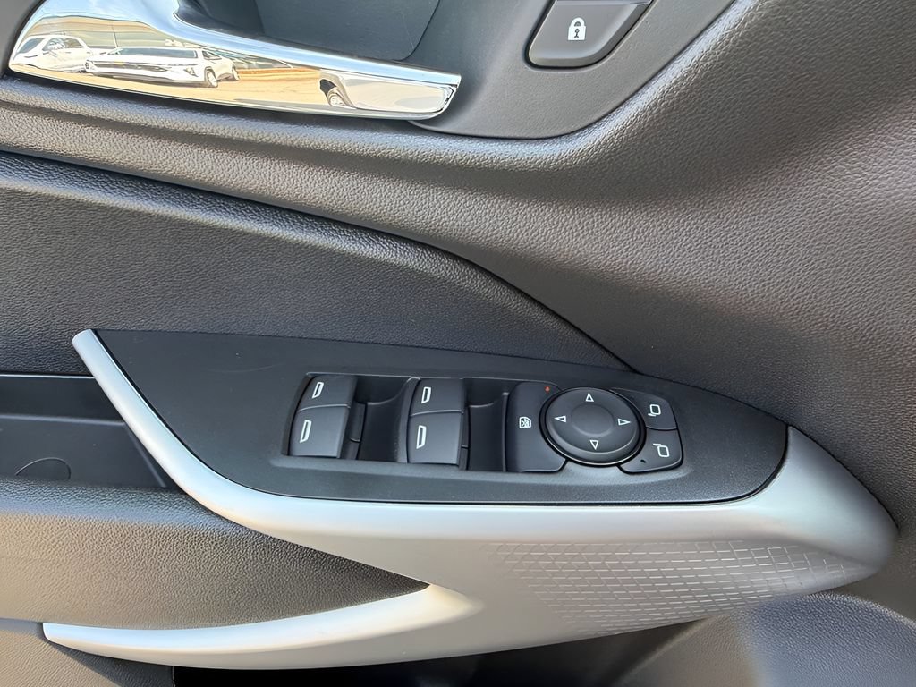 New 2026 Chevrolet Trax LS FWD image 22