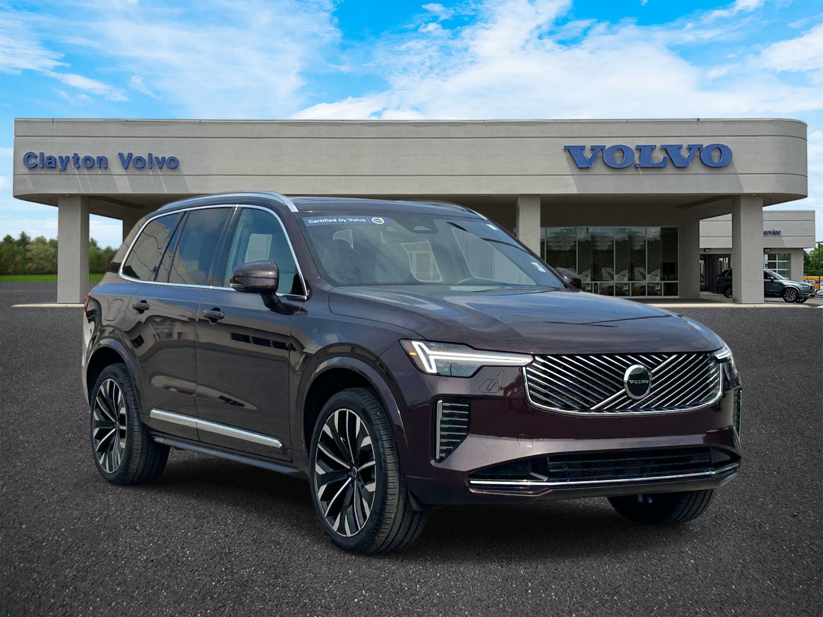 Certified 2025 Volvo XC90 B6 Core w/ Climate Package AWD/4WD image 1