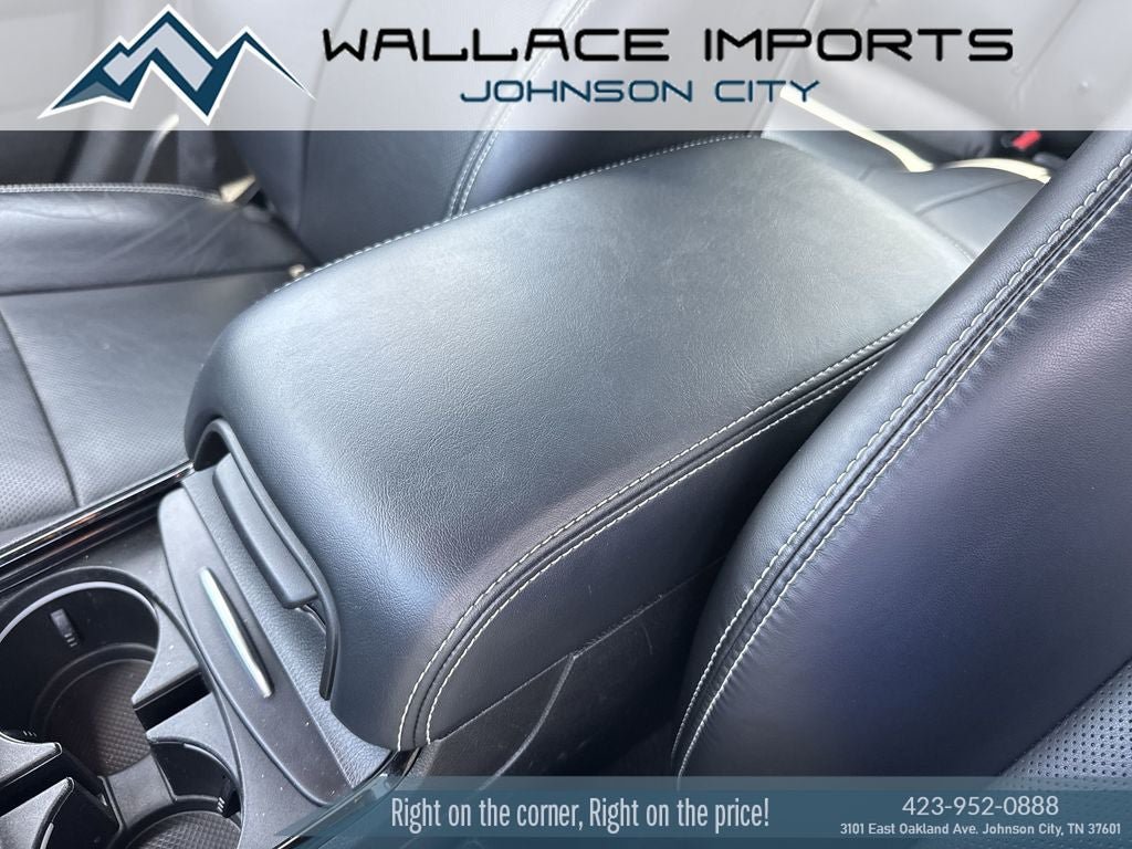 Used 2023 Chrysler 300 S w/ Comfort Group RWD image 19