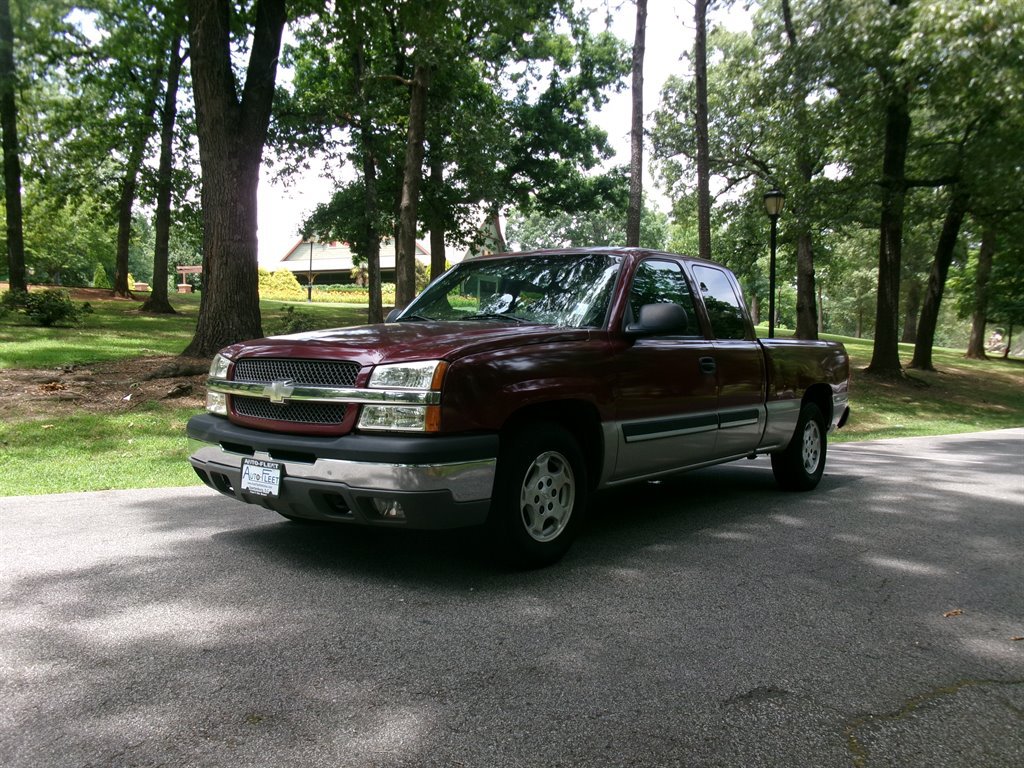 Used 2004 Chevrolet Silverado 1500 LS RWD image 2