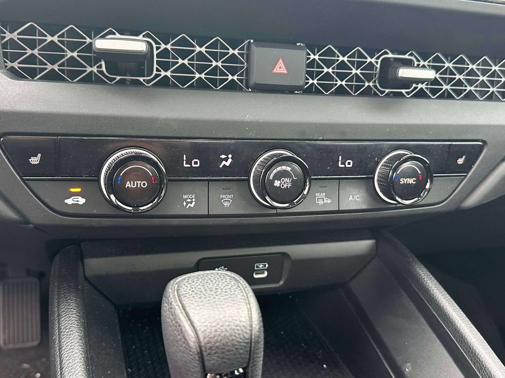 Certified 2023 Honda Accord EX image 25