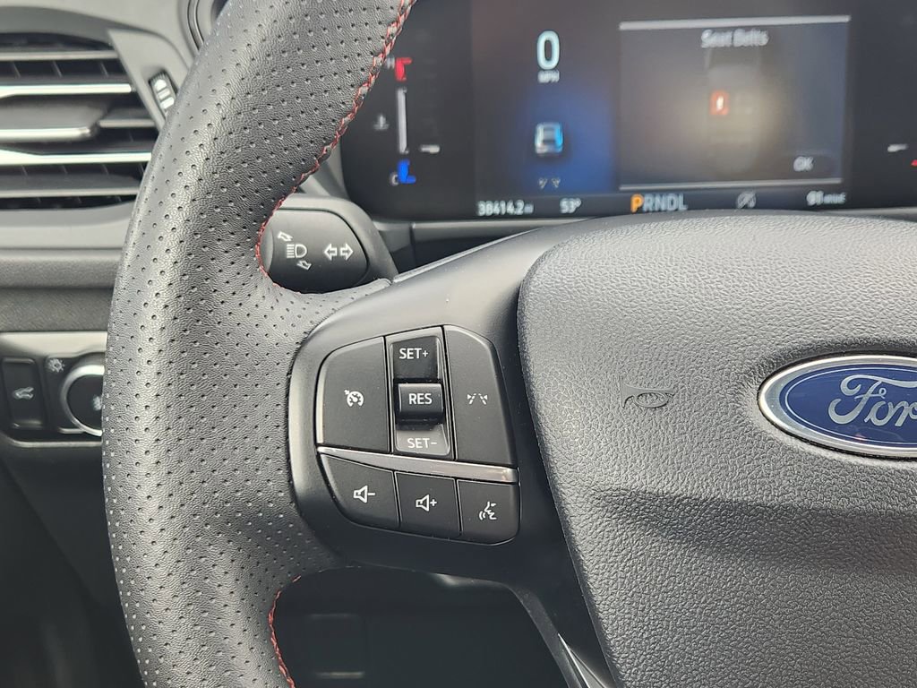 Used 2025 Ford Escape ST-Line Select AWD/4WD image 17