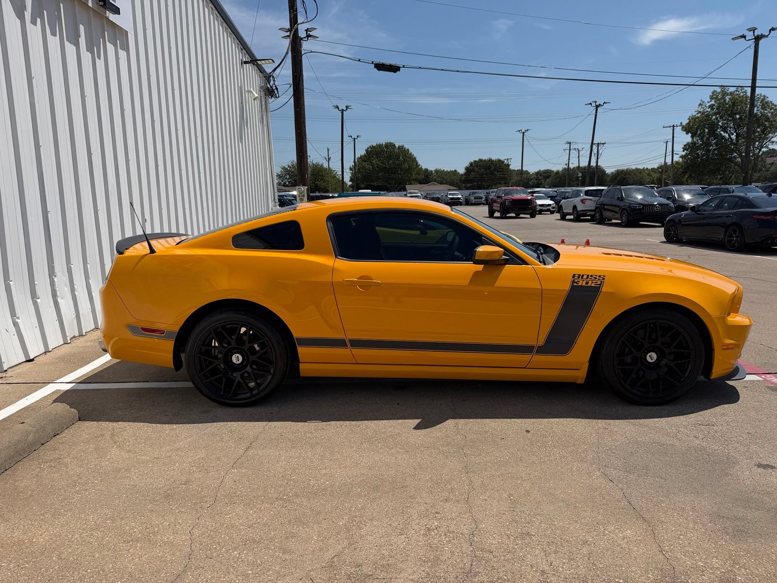 Used 2013 Ford Mustang Boss 302 w/ Boss 302 Accessory Pkg RWD image 8