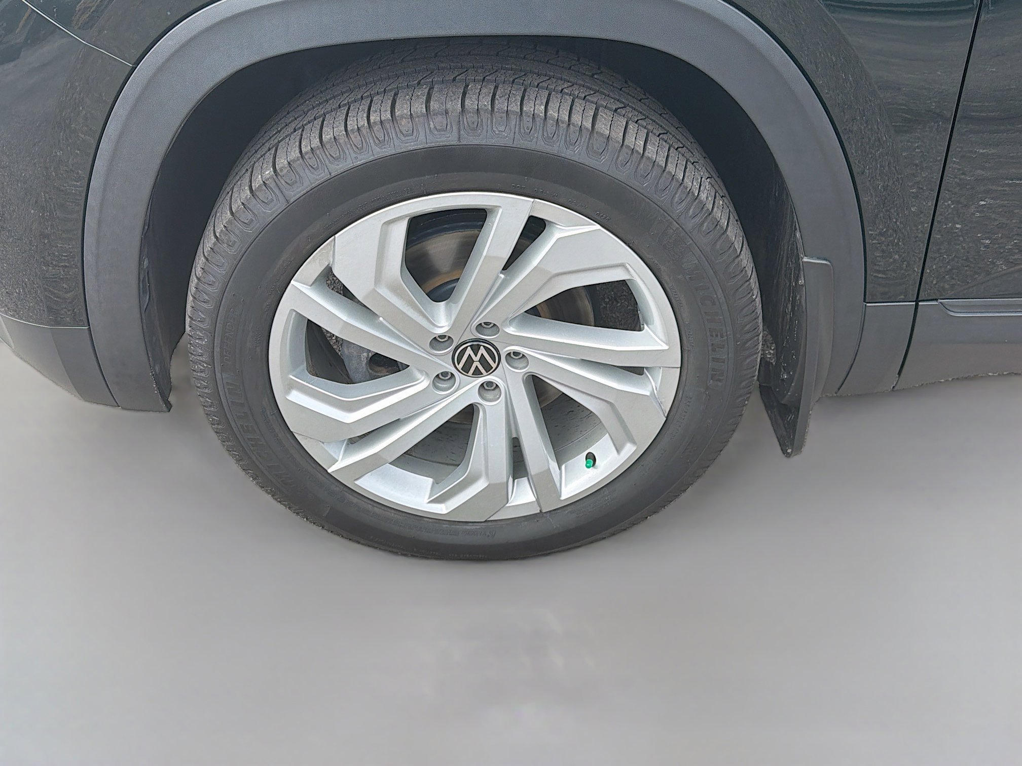 Used 2021 Volkswagen Atlas SE w/ Panoramic Sunroof Package image 42