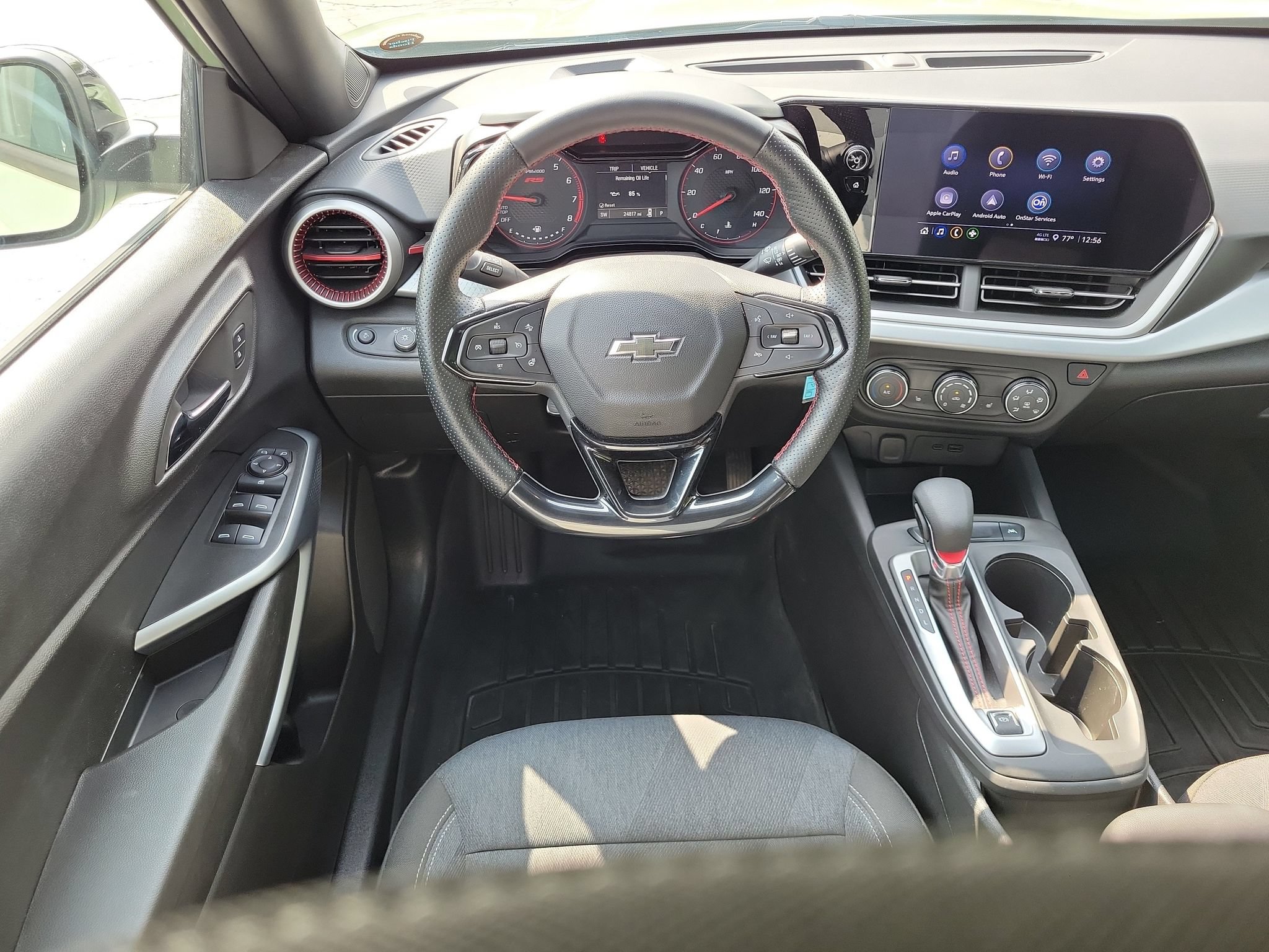 Used 2024 Chevrolet Trax RS w/ Sunroof Package FWD image 23
