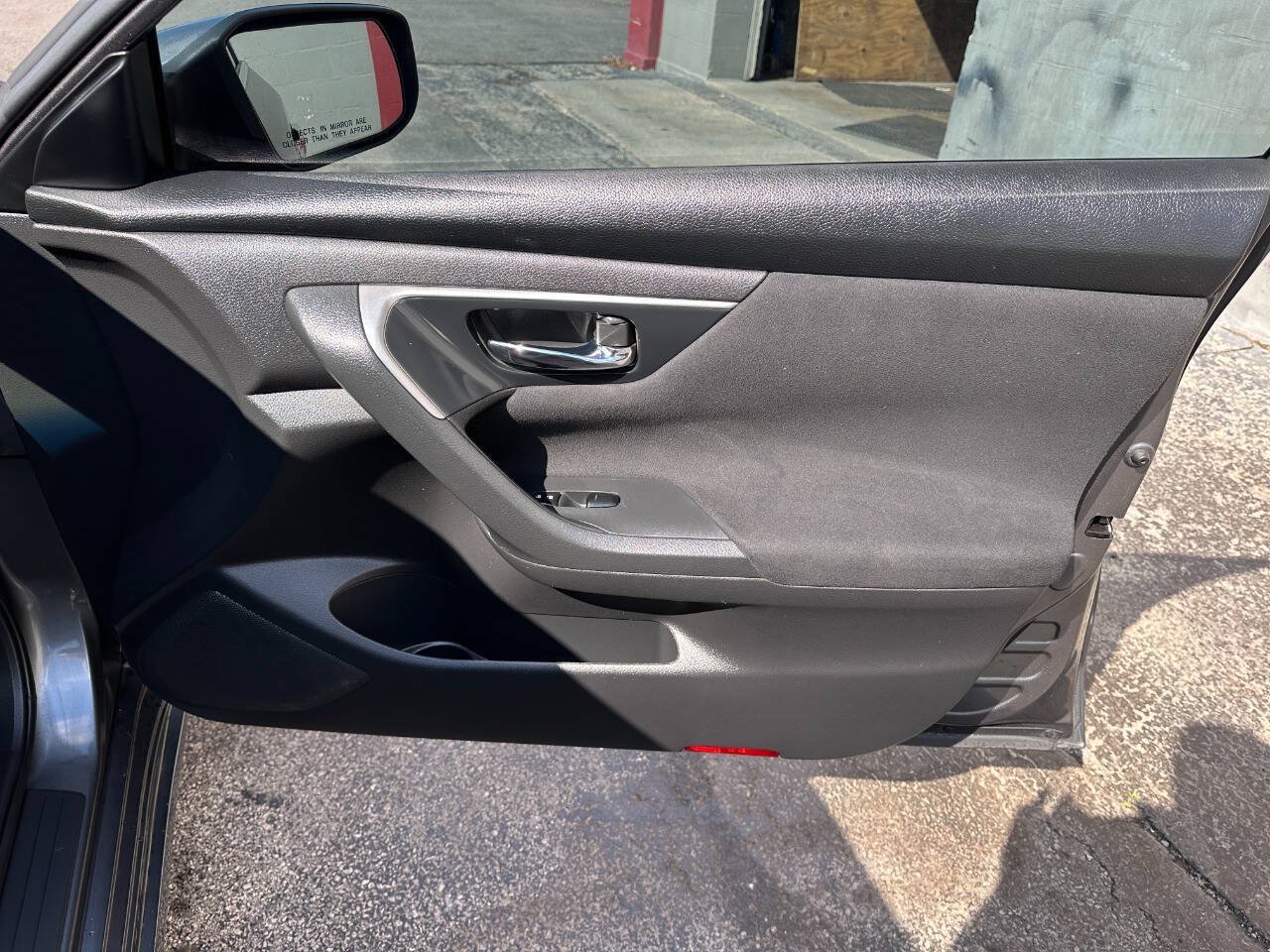Used 2014 Nissan Altima 2.5 SV FWD image 25