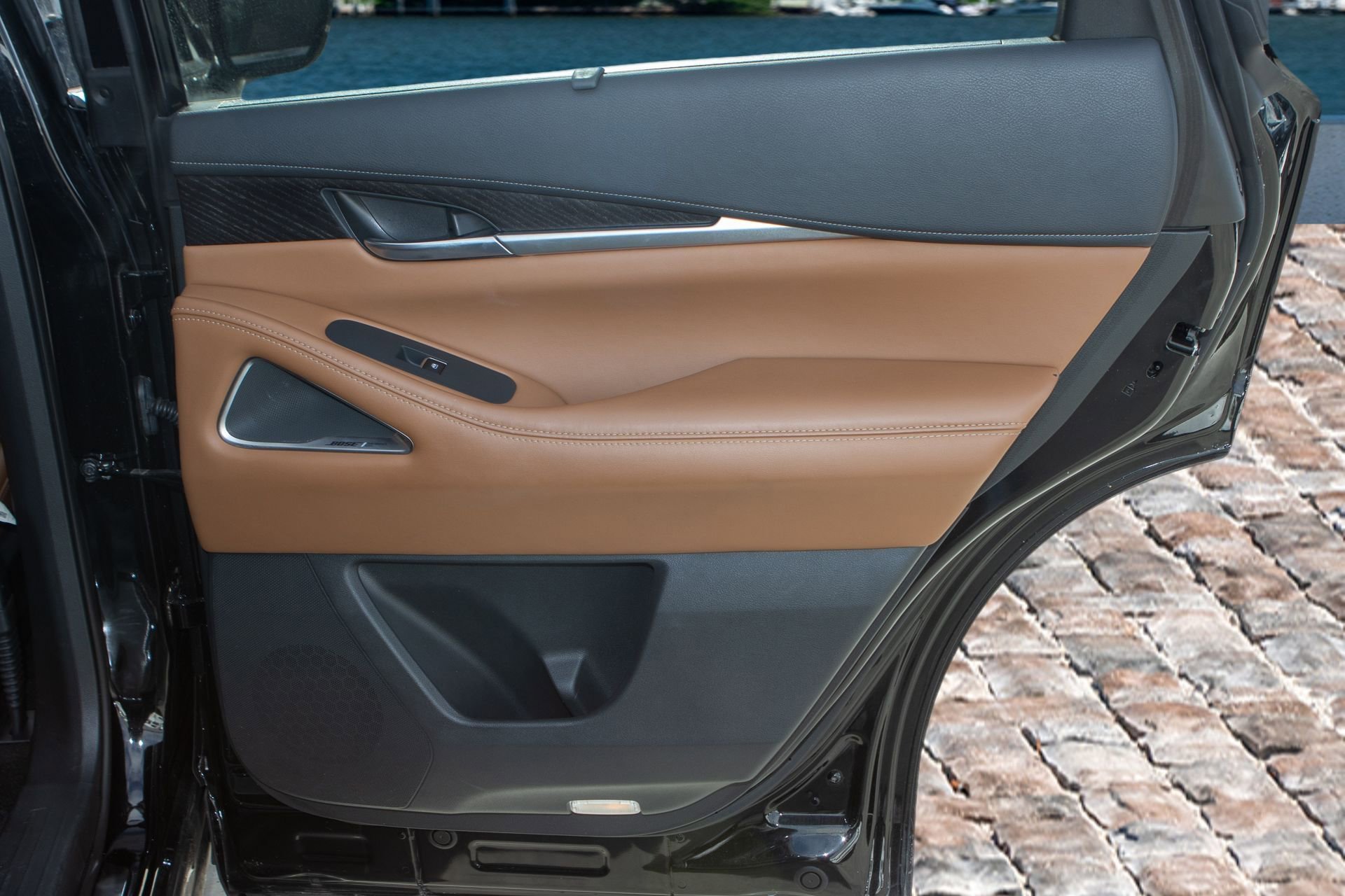 Used 2023 INFINITI QX60 Sensory w/ Cargo Package image 33