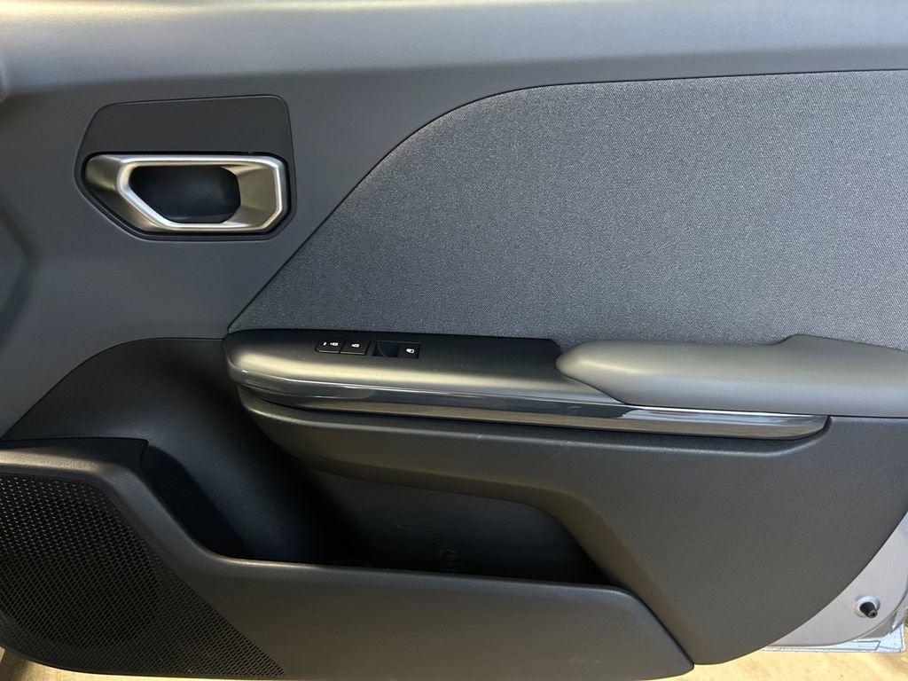 Used 2025 Kia K4 EX image 25