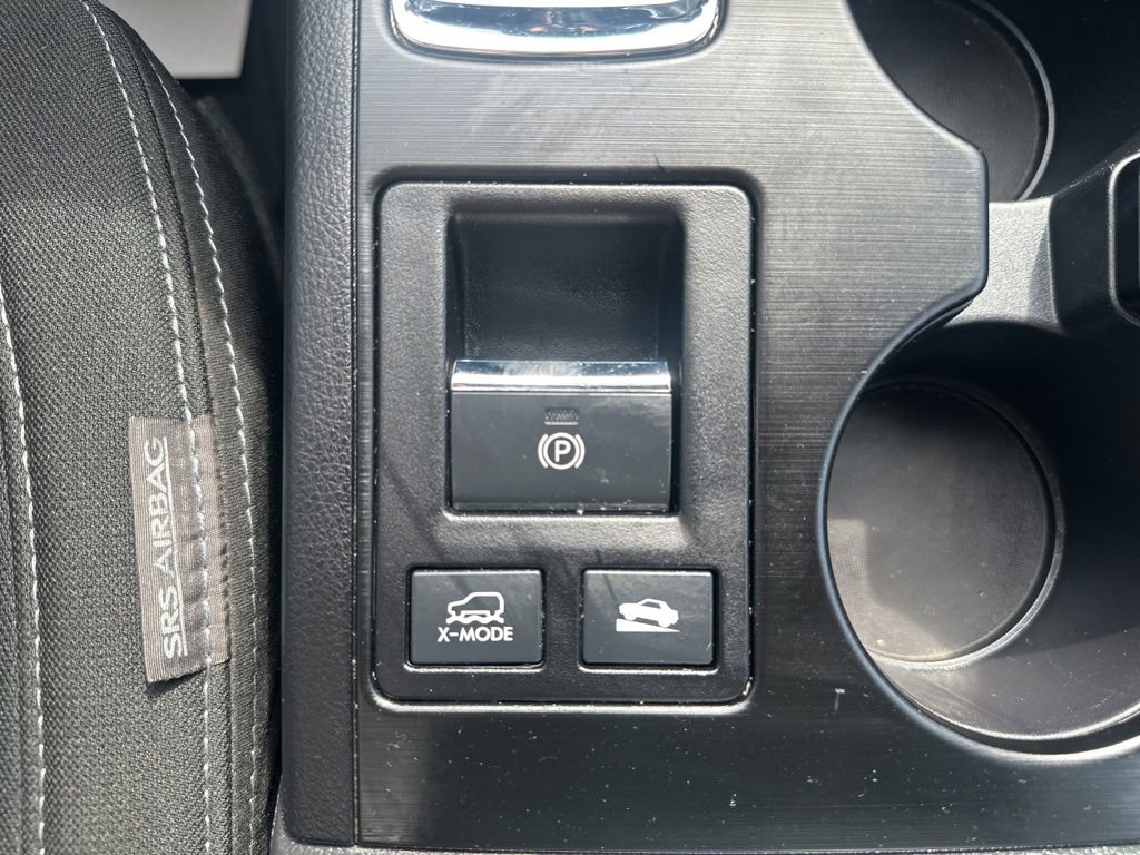 Used 2017 Subaru Outback 2.5i AWD/4WD image 21