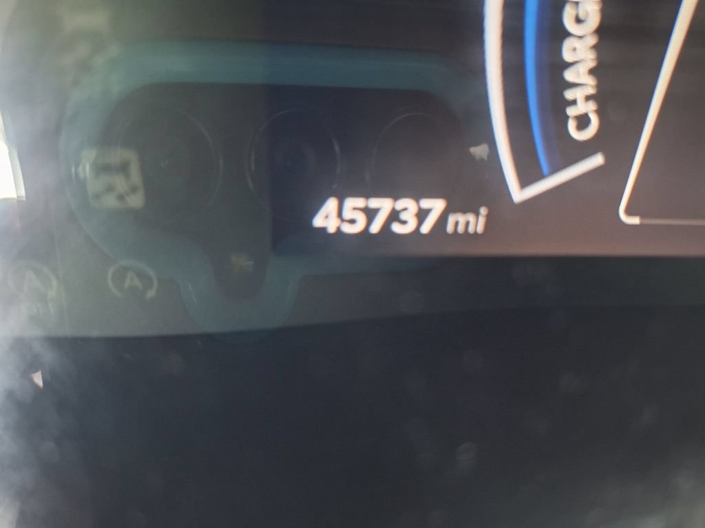 Used 2025 Toyota Camry SE FWD image 19