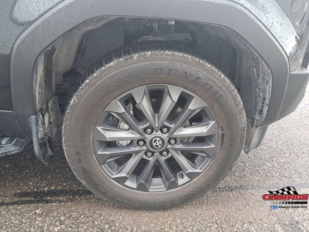 Used 2025 Toyota Land Cruiser w/ Premium Package AWD/4WD image 15
