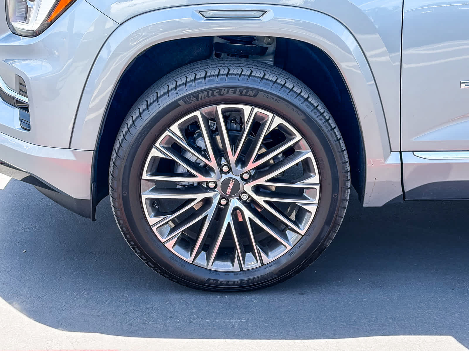 Used 2026 GMC Terrain Denali w/ LPO, Floor Liner Package AWD/4WD image 9