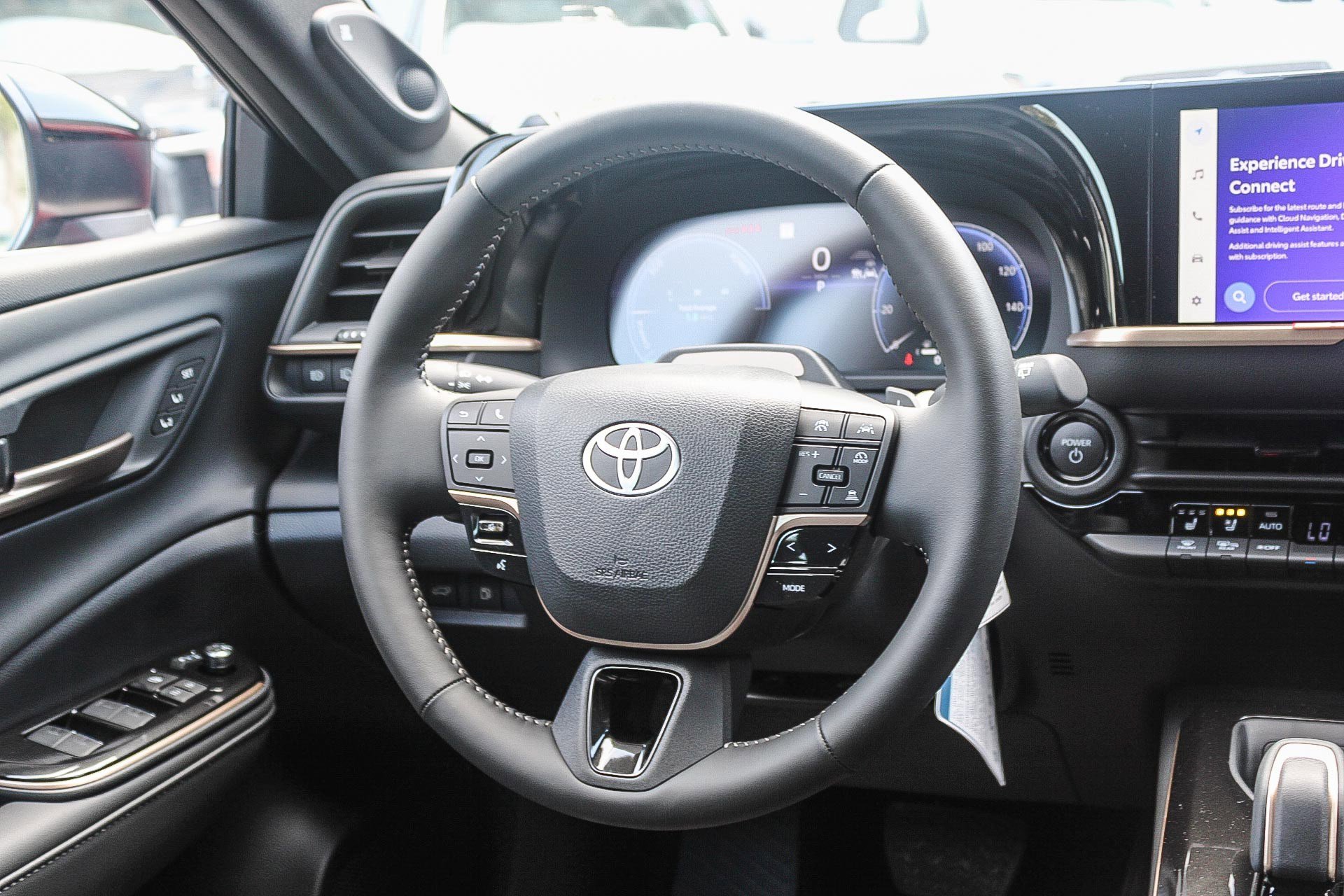 New 2025 Toyota Crown Signia Limited image 17