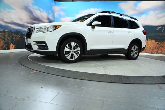 Used 2022 Subaru Ascent Premium w/ Convenience Package image 3