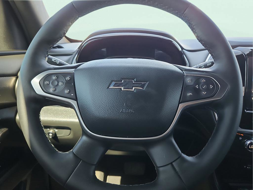 Used 2023 Chevrolet Traverse Premier w/ Redline Edition FWD image 19