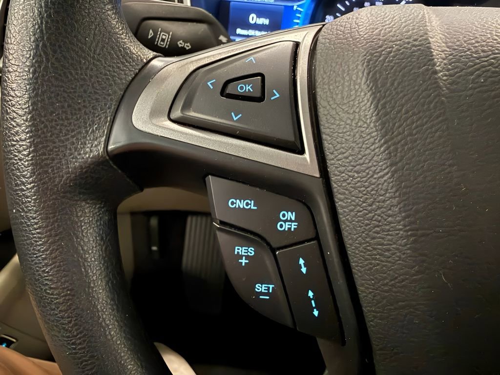 Used 2019 Ford Fusion SE image 22