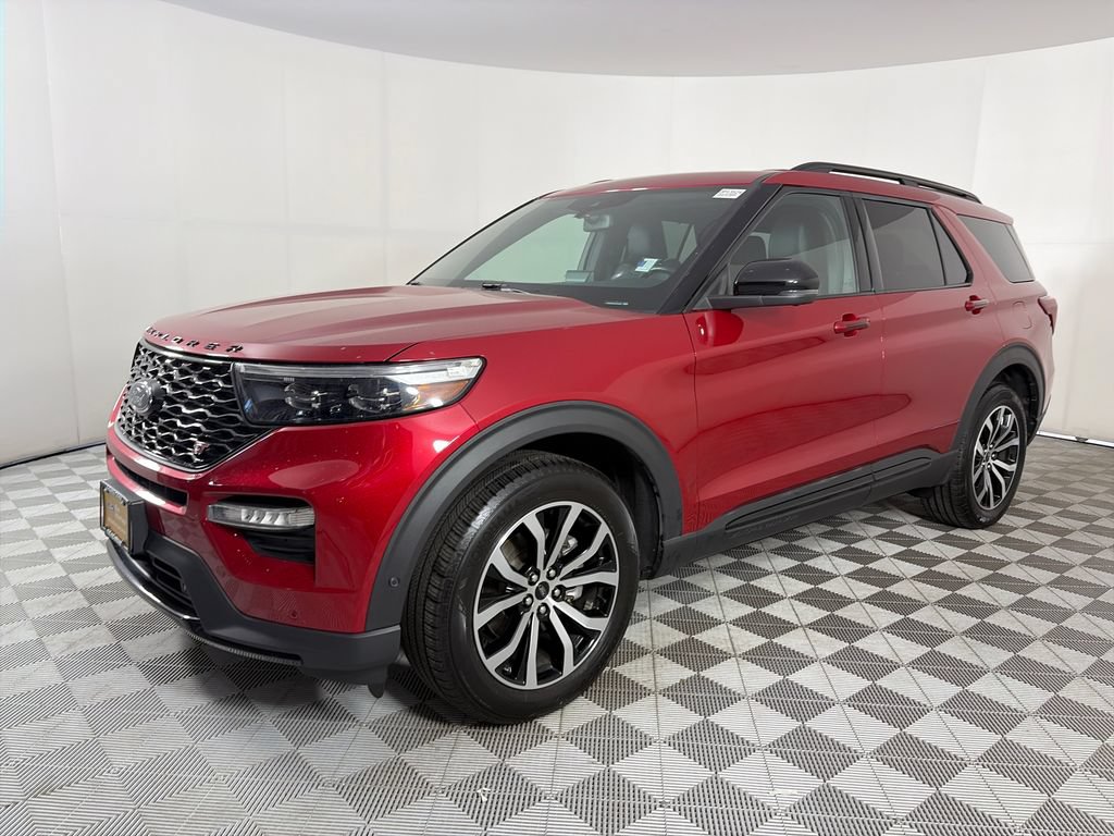 Certified 2020 Ford Explorer ST w/ Premium Technology Package AWD/4WD image 3