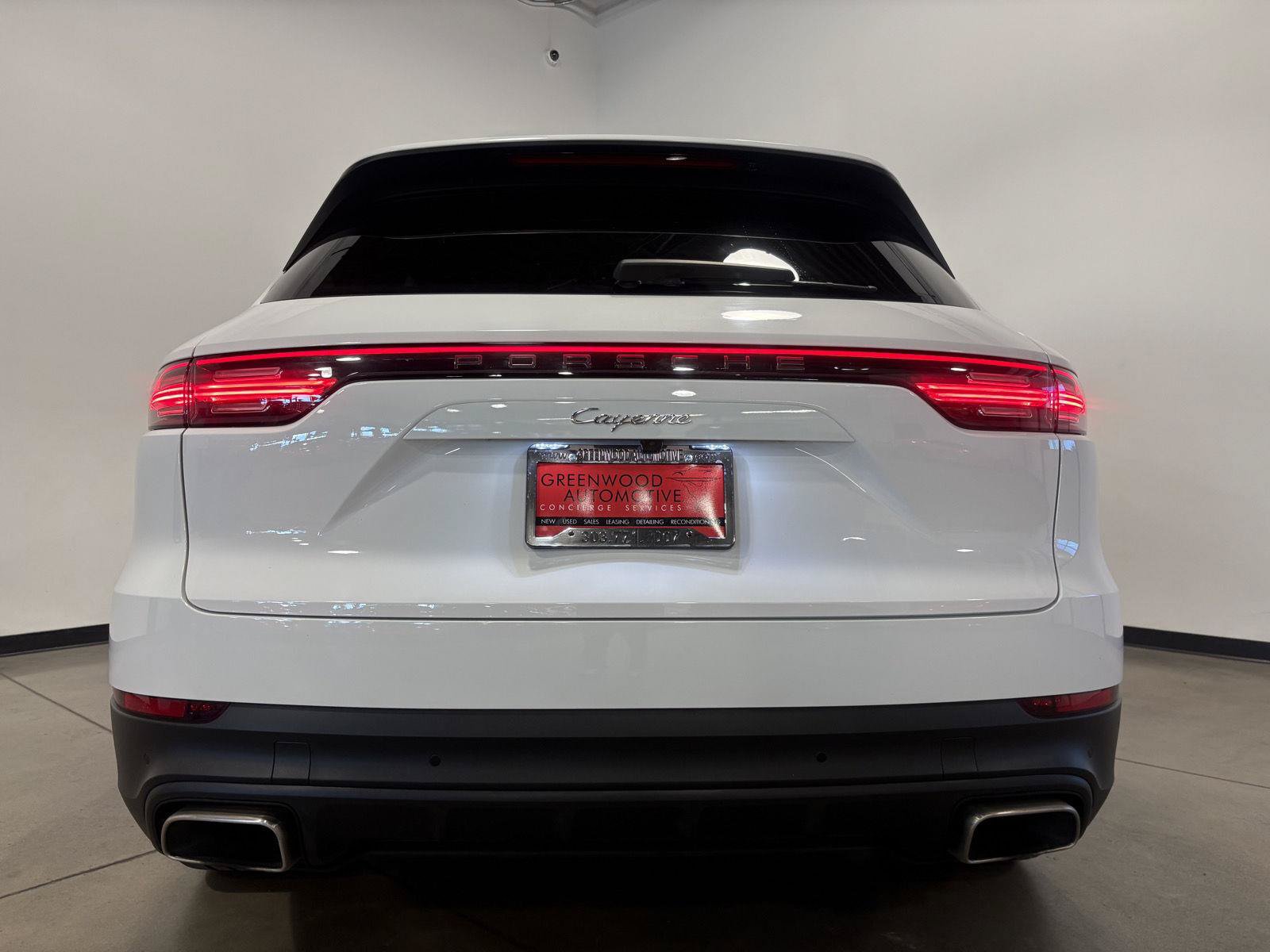 Used 2022 Porsche Cayenne AWD/4WD image 4