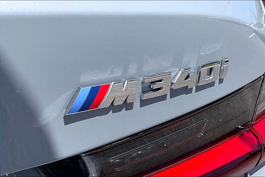 Used 2023 BMW M340i xDrive image 21