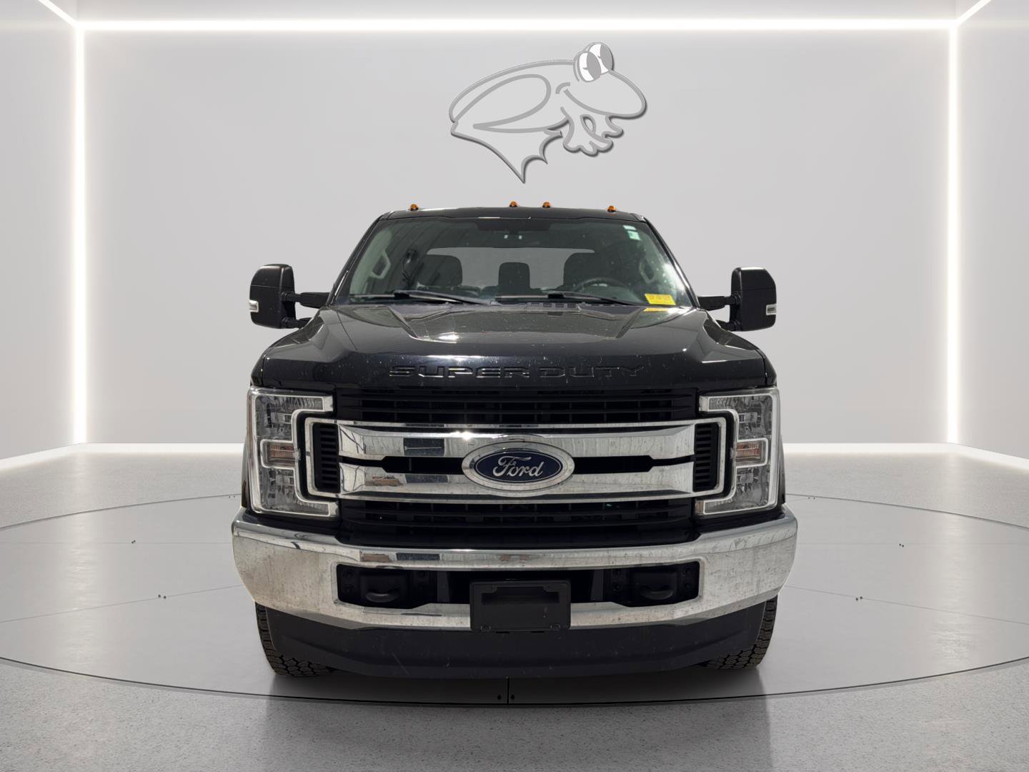 Used 2018 Ford F250 XL w/ STX Appearance Package image 2