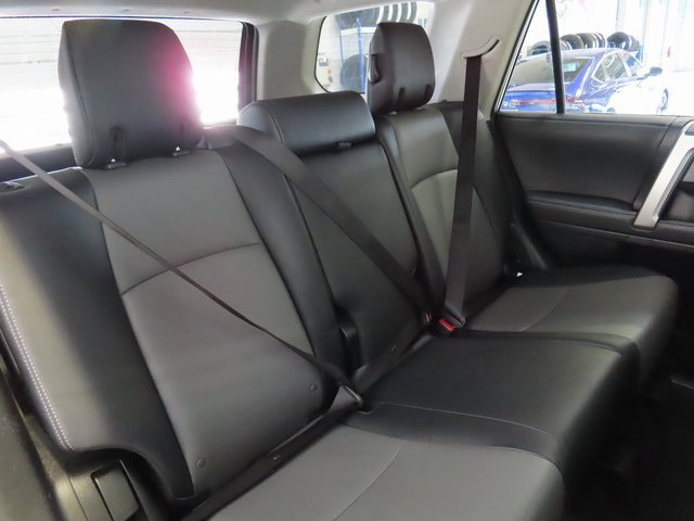 Used 2024 Toyota 4Runner SR5 Premium image 31