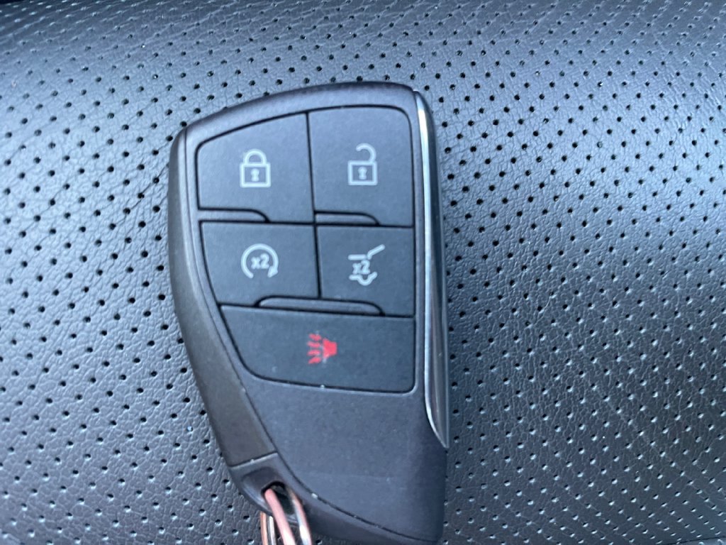 Used 2023 Buick Envision Essence w/ Sport Touring Package AWD/4WD image 26
