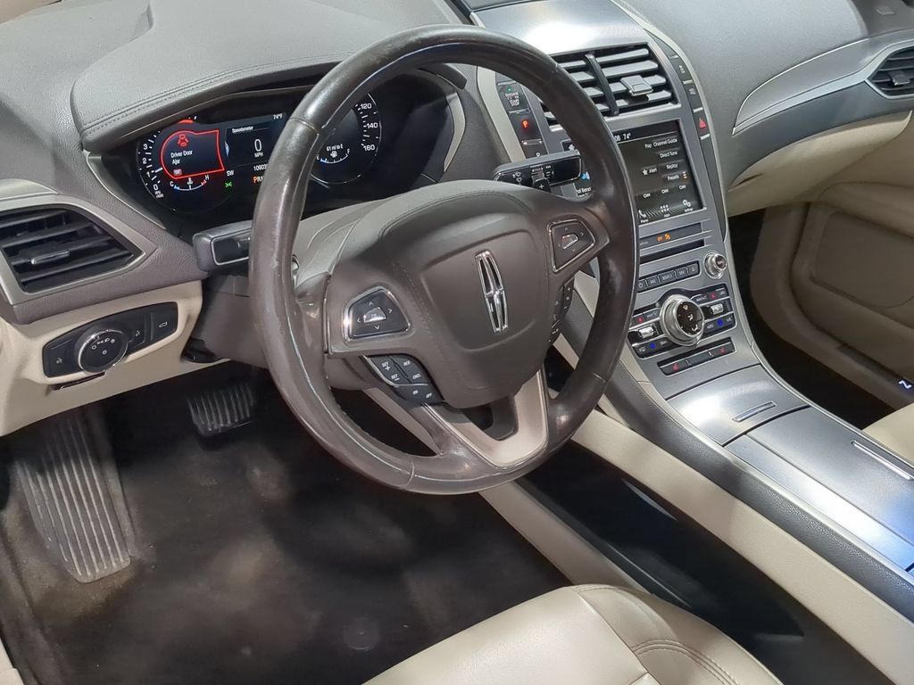 Used 2017 Lincoln MKZ Premiere FWD image 12