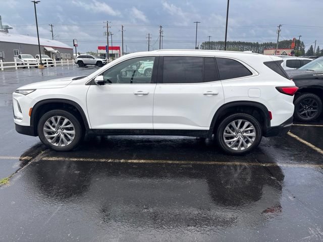 Used 2026 Buick Enclave Preferred AWD/4WD image 5