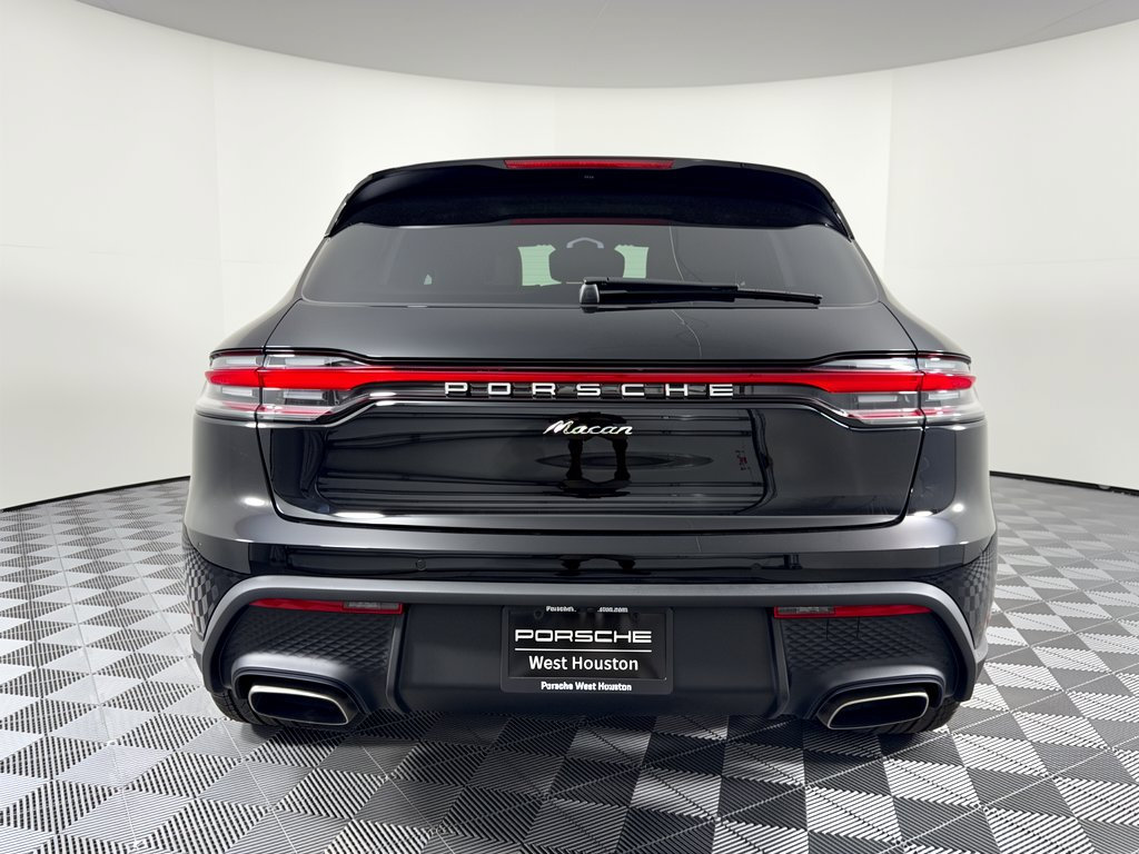 New 2026 Porsche Macan AWD/4WD image 11