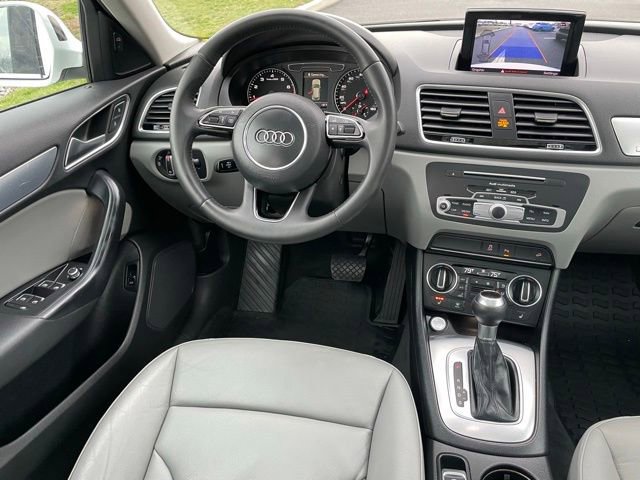 Used 2016 Audi Q3 2.0T Premium Plus w/ Technology Package image 9