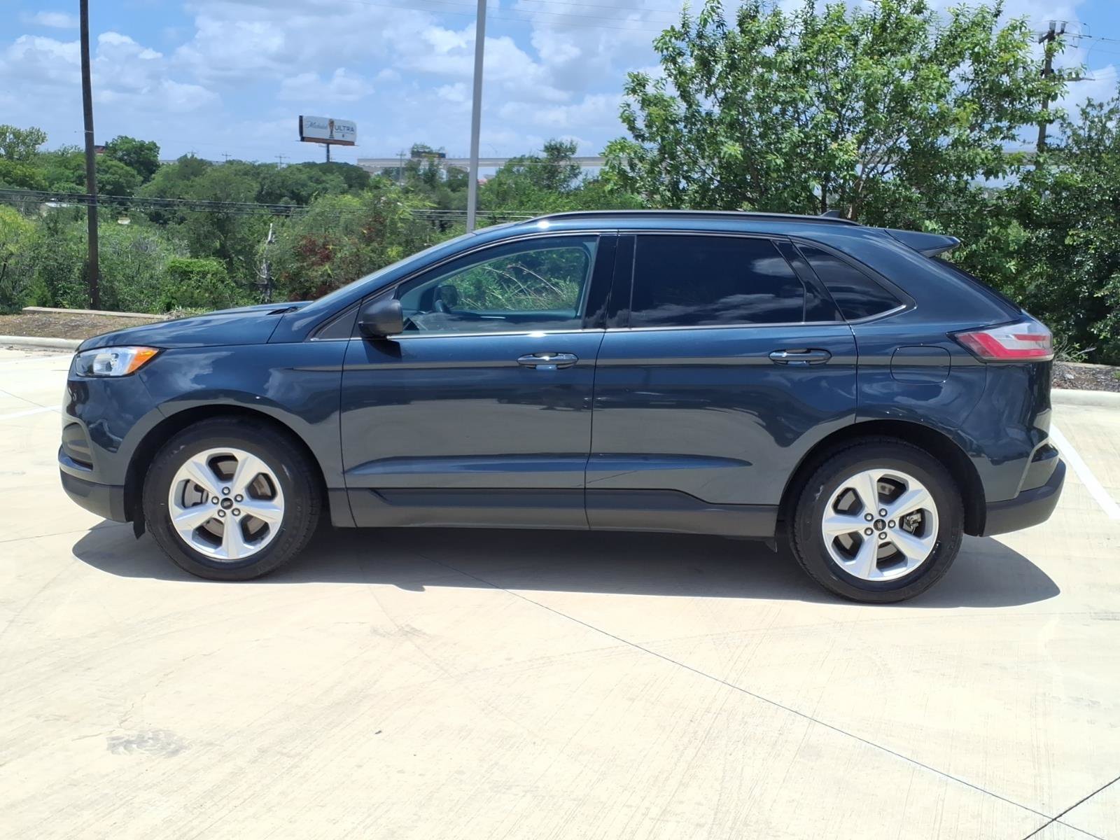 Used 2024 Ford Edge SE AWD/4WD image 6