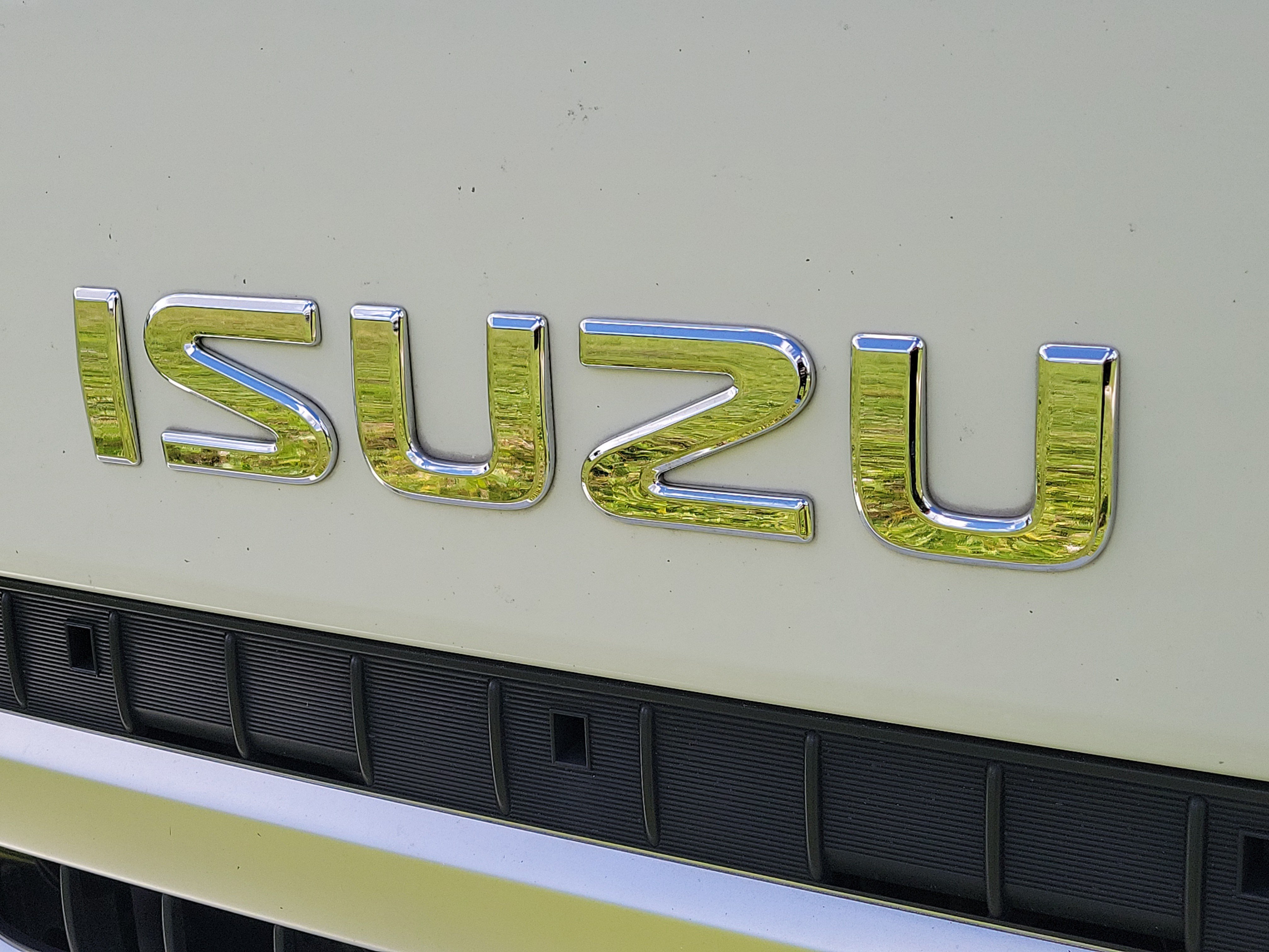 Used 2024 Isuzu NPR RWD image 10
